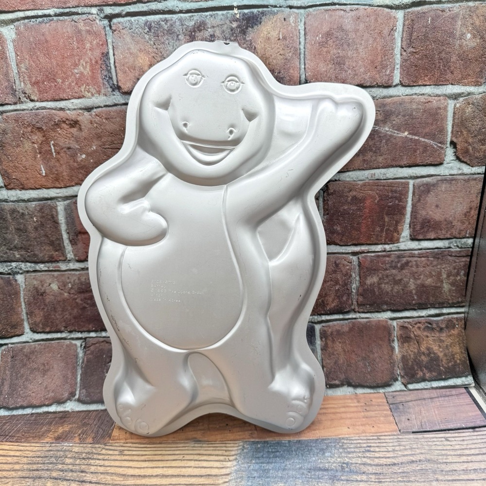 Wilton Barney Cake Pan 1993 #2105-6713 Lyons Group Y2K PBS Dinosaur